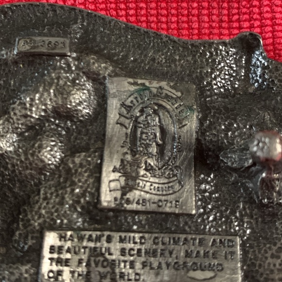 Beautifully detailed Hawaii belt buckle - Picture 2 of 4
